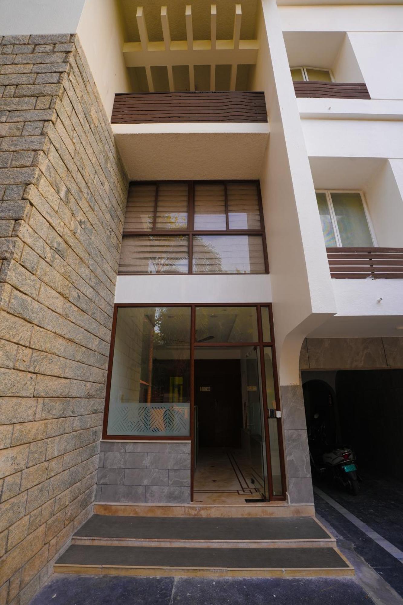 Avenue 11 Boutique Residences, Poes Garden Chennai Exteriör bild