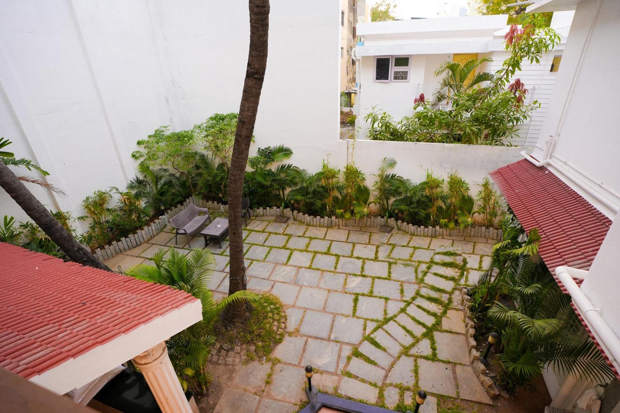 Avenue 11 Boutique Residences, Poes Garden Chennai Exteriör bild