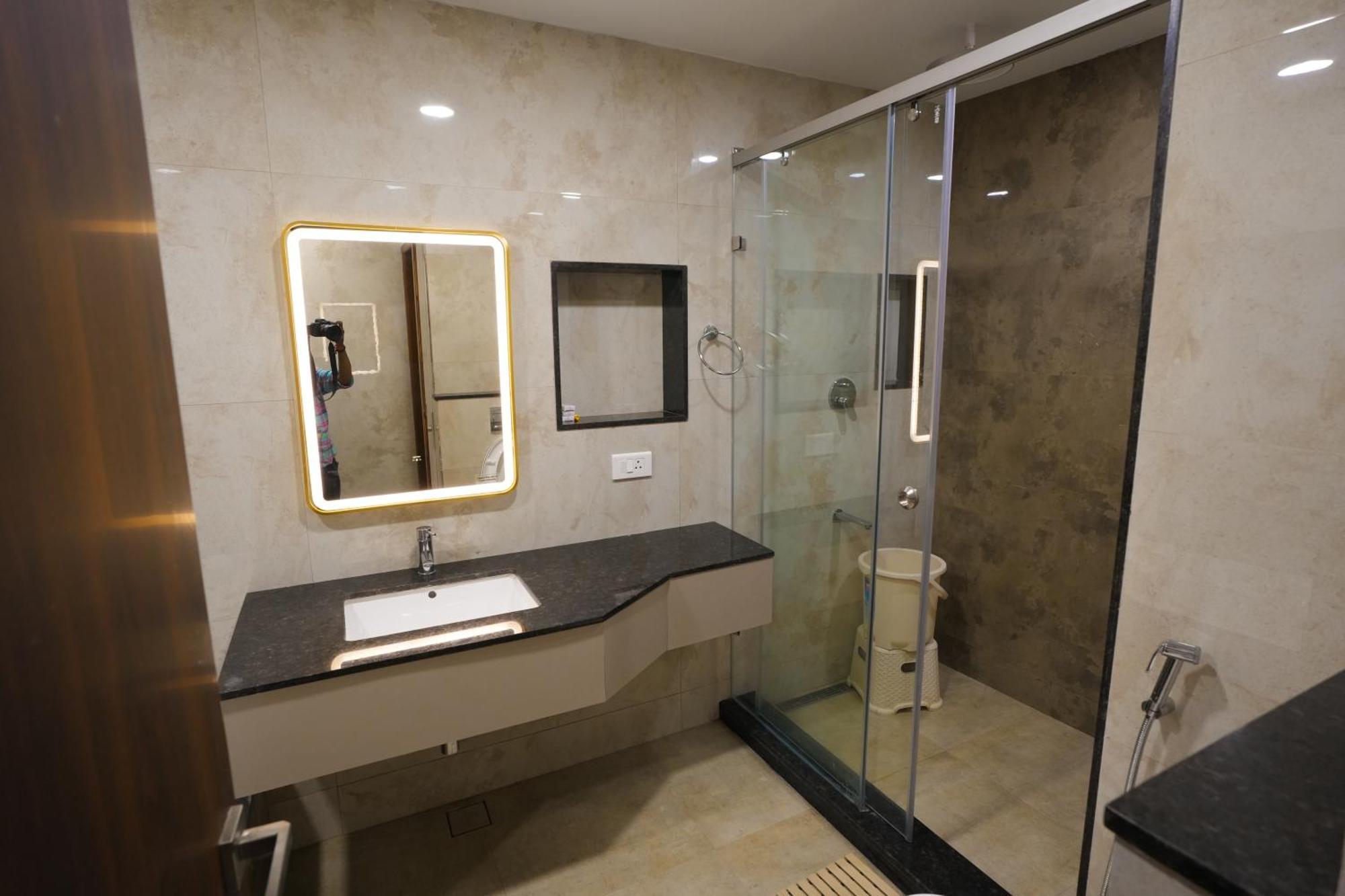 Avenue 11 Boutique Residences, Poes Garden Chennai Exteriör bild