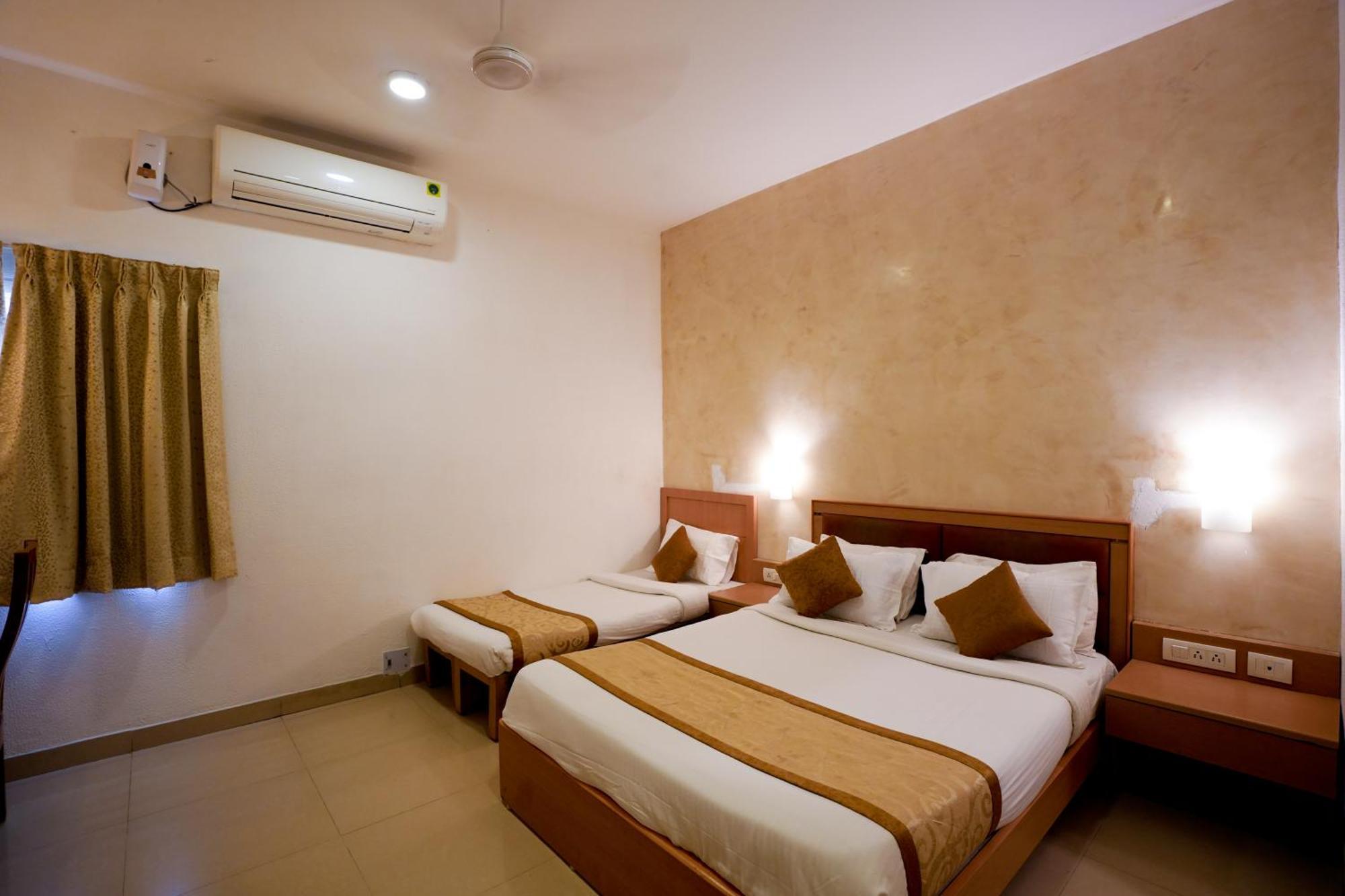 Avenue 11 Boutique Residences, Poes Garden Chennai Exteriör bild