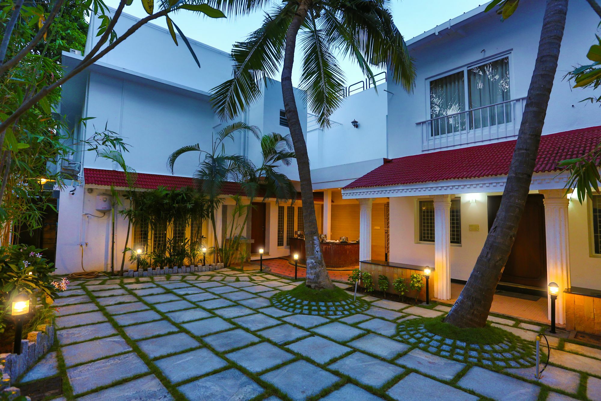 Avenue 11 Boutique Residences, Poes Garden Chennai Exteriör bild