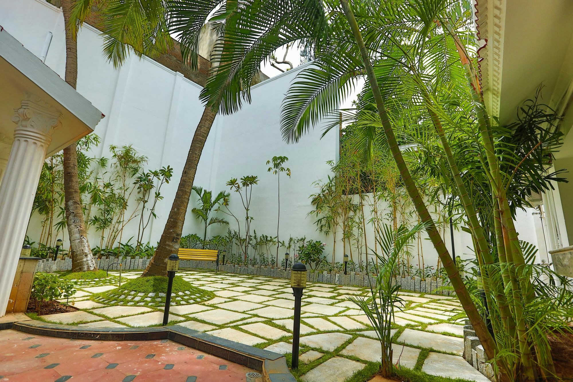 Avenue 11 Boutique Residences, Poes Garden Chennai Exteriör bild